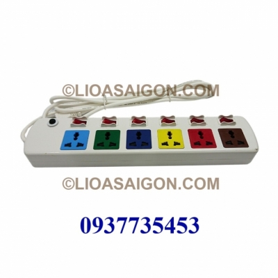 Ổ cắm điện LiOA 6 lỗ 3 chấu 6 công tắt 6DOF33WN (Trắng)
